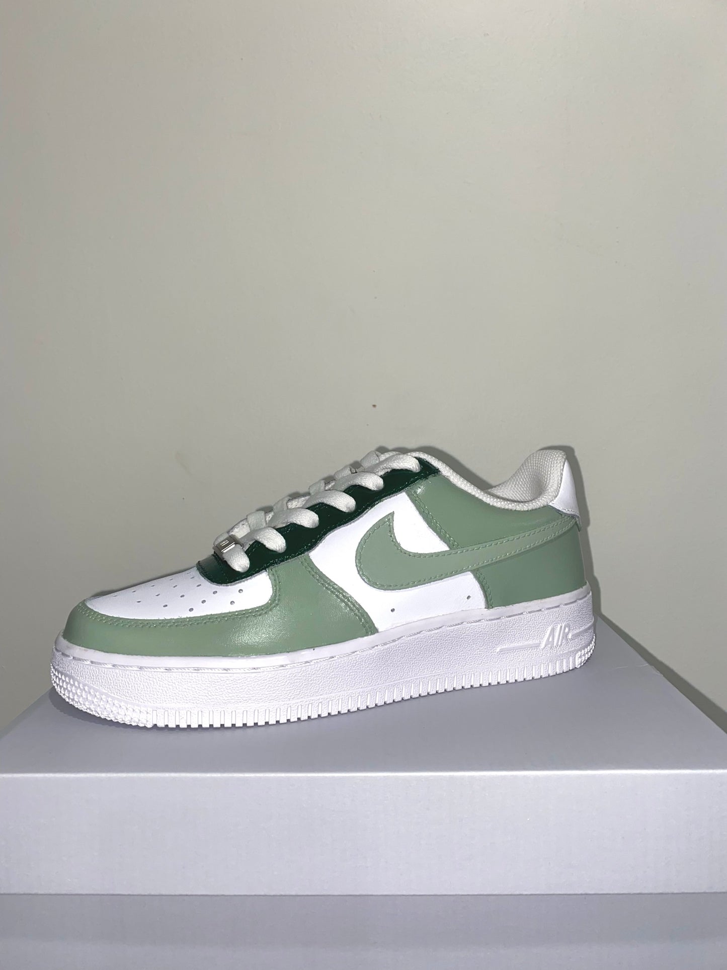 Tri-color any color